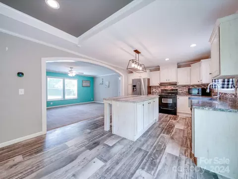 Kitchen - 291 Whitworth Rd, Clover, SC 29710 photo 1 of 7