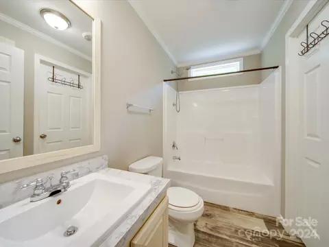Bath - 291 Whitworth Rd, Clover, SC 29710 photo 5 of 5