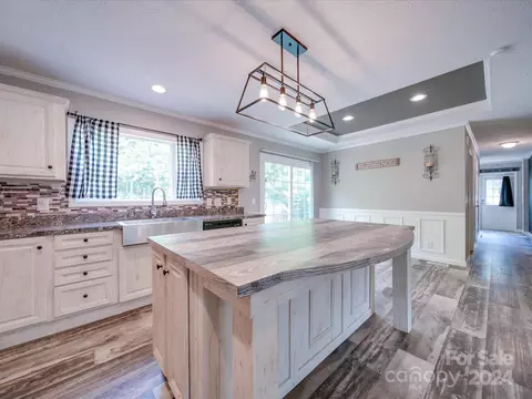 Kitchen - 291 Whitworth Rd, Clover, SC 29710 photo 5 of 7