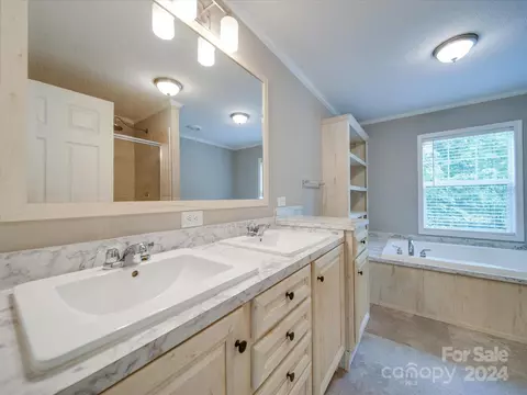 Bath - 291 Whitworth Rd, Clover, SC 29710 photo 1 of 5