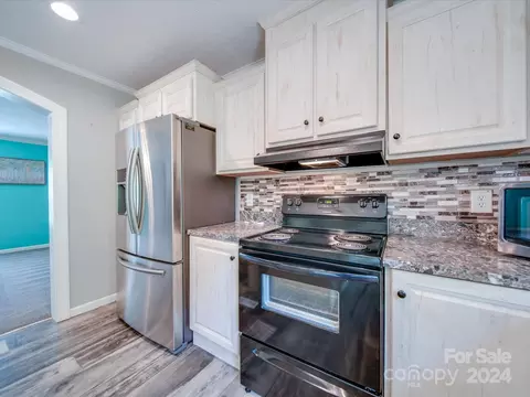 Kitchen - 291 Whitworth Rd, Clover, SC 29710 photo 7 of 7