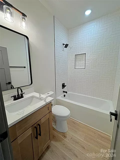 490 E 22nd St, Kannapolis, NC 28083 photo 6