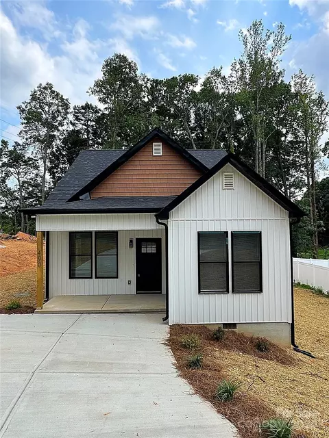 490 E 22nd St, Kannapolis, NC 28083