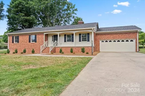203 Salisbury St, Rockwell, NC 28138