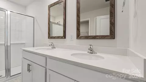 56 Madelyn Dr, Clyde, NC 28721 photo 10