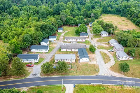 3214 Freezer Locker Rd, Hudson, NC 28638