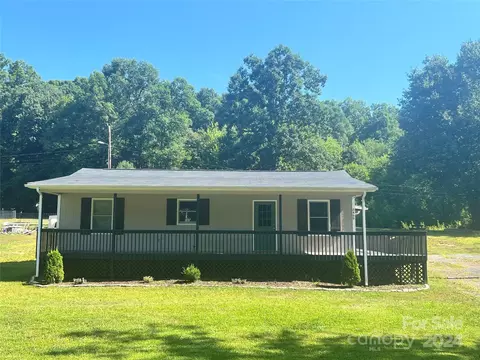 3466 Autumnwood Pl, Lenoir, NC 28645