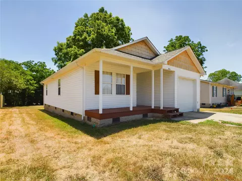 1211 N College Ave, Newton, NC 28658