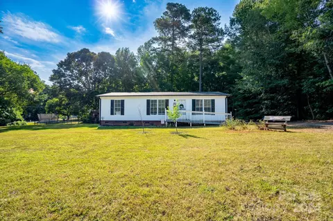 205 Forest Winds Dr, Salisbury, NC 28144