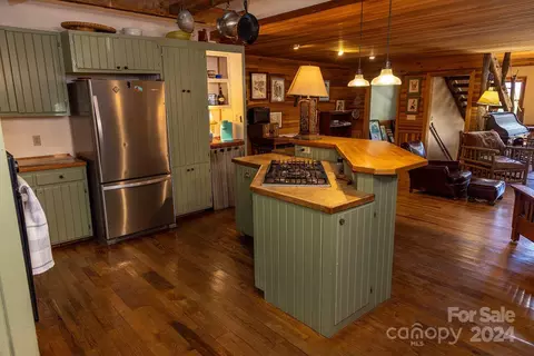 956 E View Rd, Sylva, NC 28779 photo 12