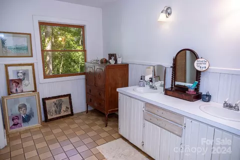 956 E View Rd, Sylva, NC 28779 photo 15