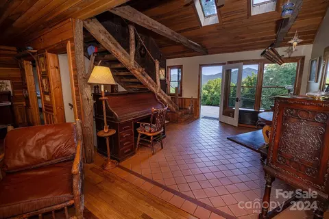 956 E View Rd, Sylva, NC 28779 photo 7