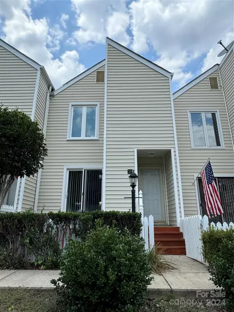 329 Eastwood Dr, Salisbury, NC 28146