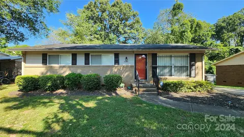 3009 Cricketeer Dr, Charlotte, NC 28216