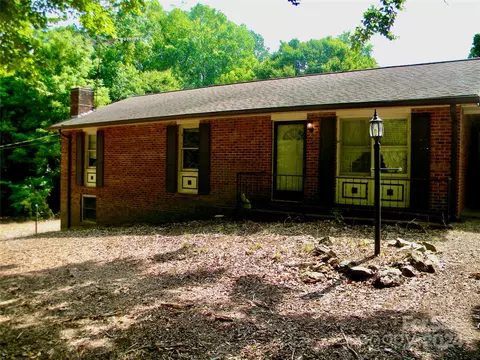 192 Fostall Dr, Mocksville, NC 27028