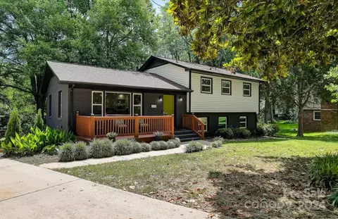 5200 Carriage Drive Cir, Charlotte, NC 28205
