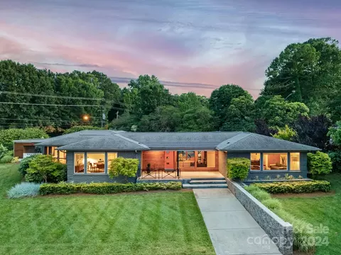 4642 Sharon View Rd, Charlotte, NC 28226