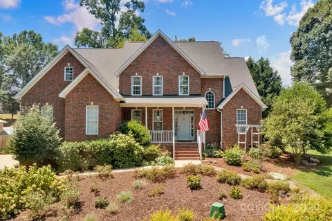 120 Lynnbrook Ln, Mooresville, NC 28117
