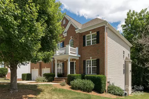 7273 Willowbrook Dr, Denver, NC 28037 photo 2