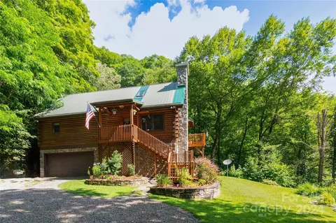 206 Buckeye Haven Rd, Maggie Valley, NC 28751