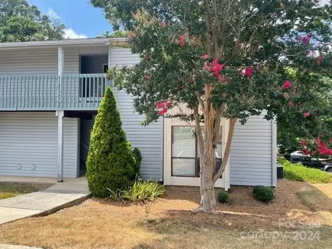 11059 Harrowfield Rd, Charlotte, NC 28226