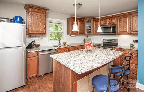 Kitchen - 2206 Griffith Rd, Monroe, NC 28112 photo 4 of 5
