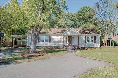 2206 Griffith Rd, Monroe, NC 28112