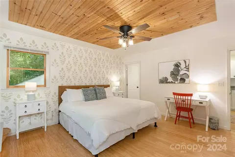 Bedroom - 84 Sienna Rd, Saluda, NC 28773 photo 2 of 3
