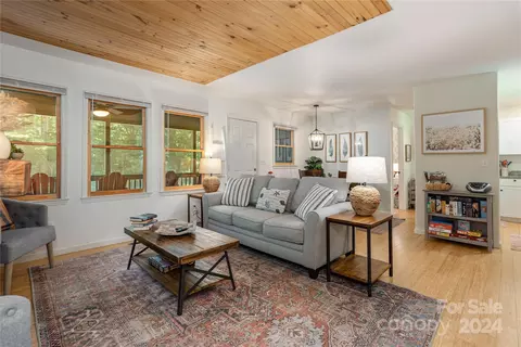Living - 84 Sienna Rd, Saluda, NC 28773 photo 1 of 1