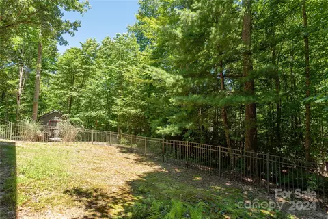 Exterior - 84 Sienna Rd, Saluda, NC 28773 photo 9 of 10