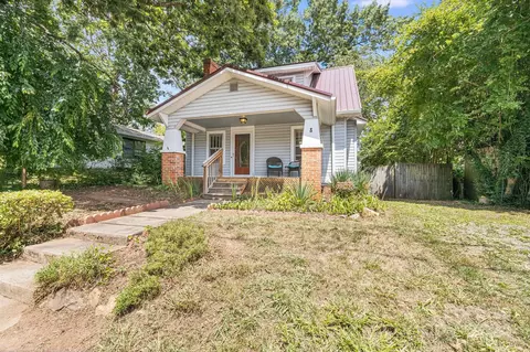 8 Trotter Pl, Asheville, NC 28806