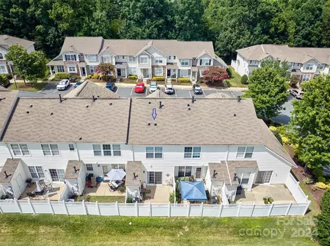 View/Area - 944 Copperstone Ln, Fort Mill, SC 29708 photo 1 of 6