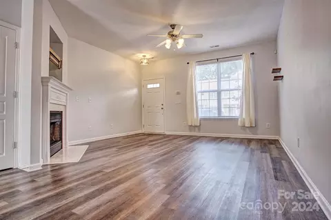 Living - 944 Copperstone Ln, Fort Mill, SC 29708 photo 3 of 3