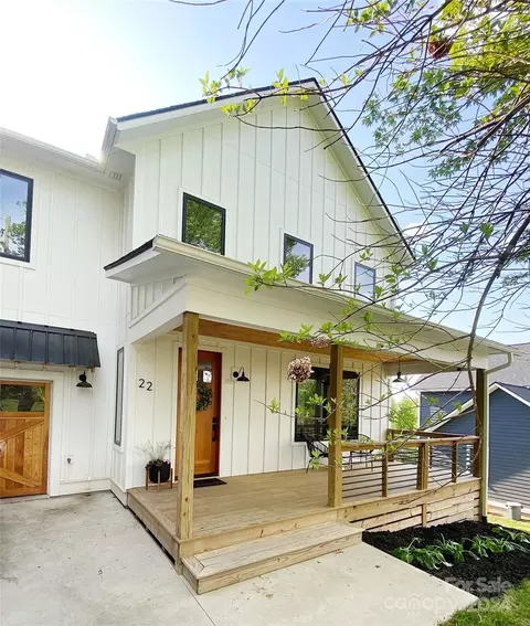 22 Brown Ave, Asheville, NC 28804