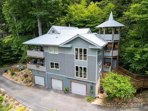257 Summer Haven Rd, Swannanoa, NC 28778