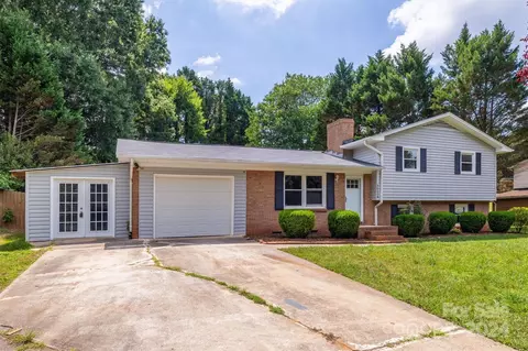 3734 21st Ne St NE, Hickory, NC 28601