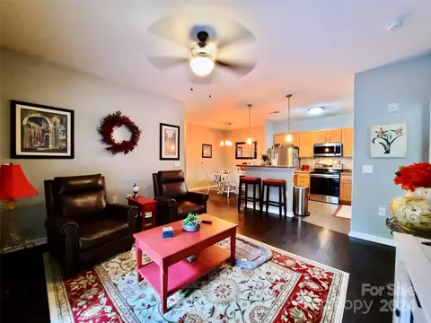 176 Brickton Village 106 Cir #106, Fletcher, NC 28732