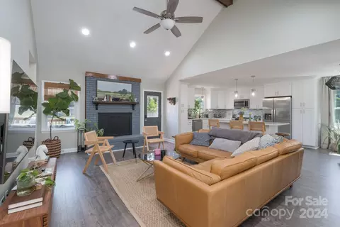 1714 Willowbrook Dr, Fort Mill, SC 29708 photo 6