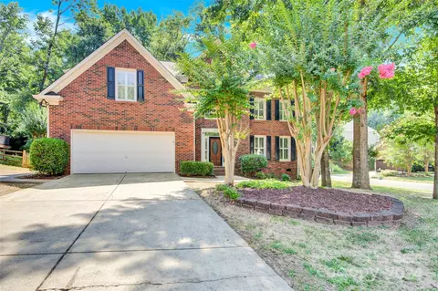 9633 Highstream Ct, Charlotte, NC 28269