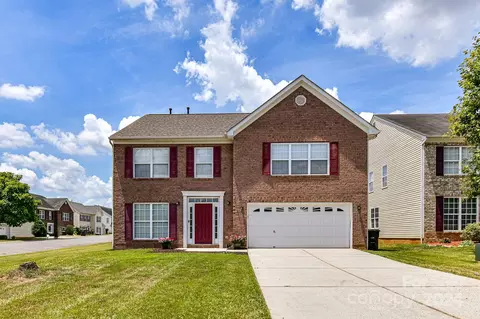 601 Castlefin Ct, Statesville, NC 28625