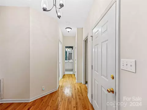 183 Fox Cross Dr, Brevard, NC 28712 photo 6