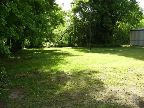 1816 S Ridge Ave, Kannapolis, NC 28083