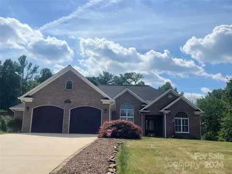 4970 Harbor View Dr, Granite Falls, NC 28630