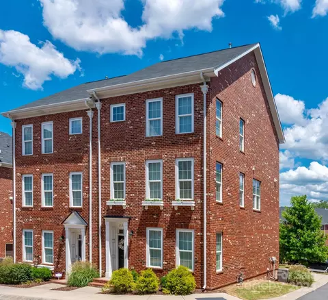 2220 Camalier Ln, Charlotte, NC 28273