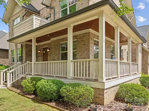 7239 Sheffingdell Dr, Charlotte, NC 28226
