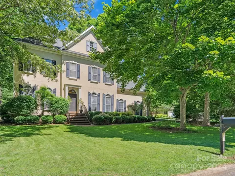1101 Chicory Ln, Asheville, NC 28803