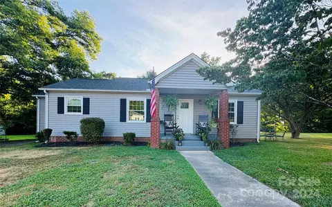 1003 Ruth Ave, Kannapolis, NC 28083