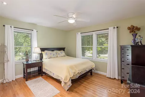 Bedroom - 231 Maple St, Brevard, NC 28712 photo 2 of 2