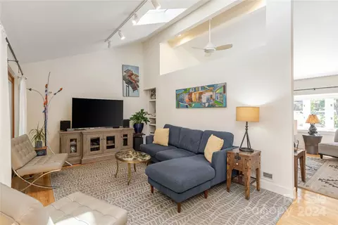 Living - 231 Maple St, Brevard, NC 28712 photo 3 of 3