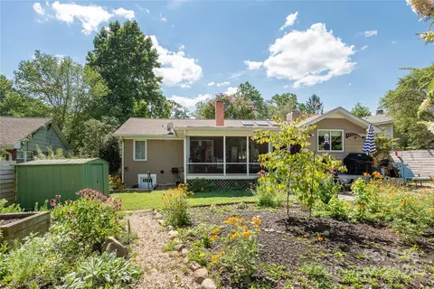 Exterior - 231 Maple St, Brevard, NC 28712 photo 4 of 4